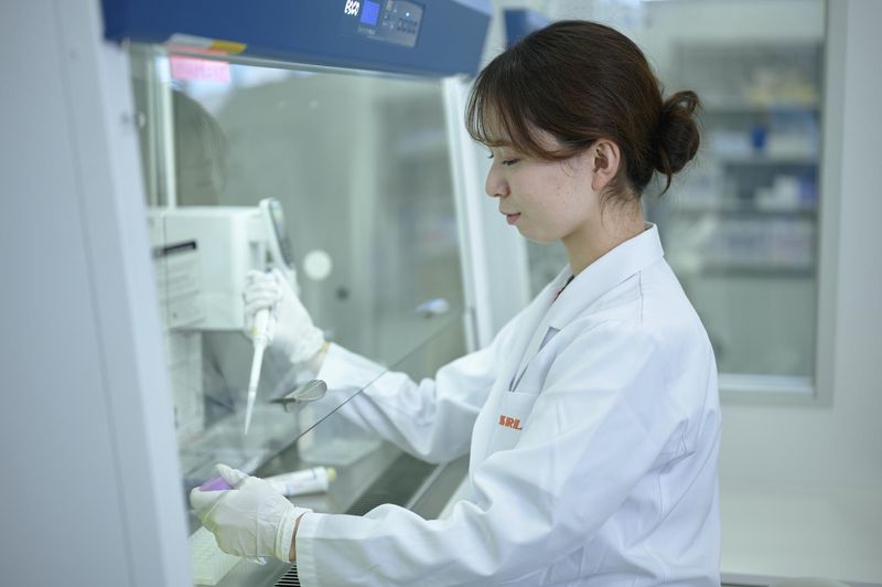 株式会社エスアールエル