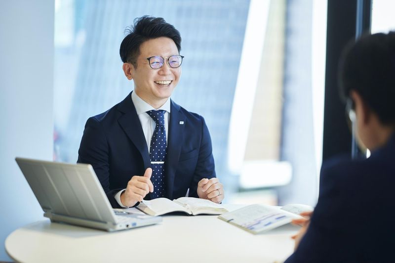 H.U.グループホールディングス株式会社