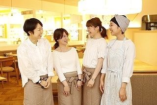 アフタヌーンティー・ティールーム 星ヶ丘三越のアルバイト・バイト求人情報-06