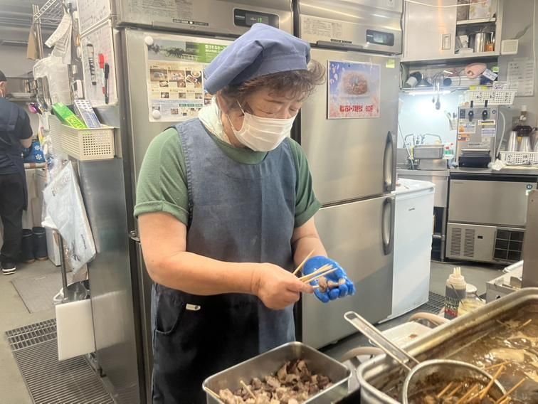 船橋競馬場2階スタンド東西売店のアルバイト・バイト求人情報-02