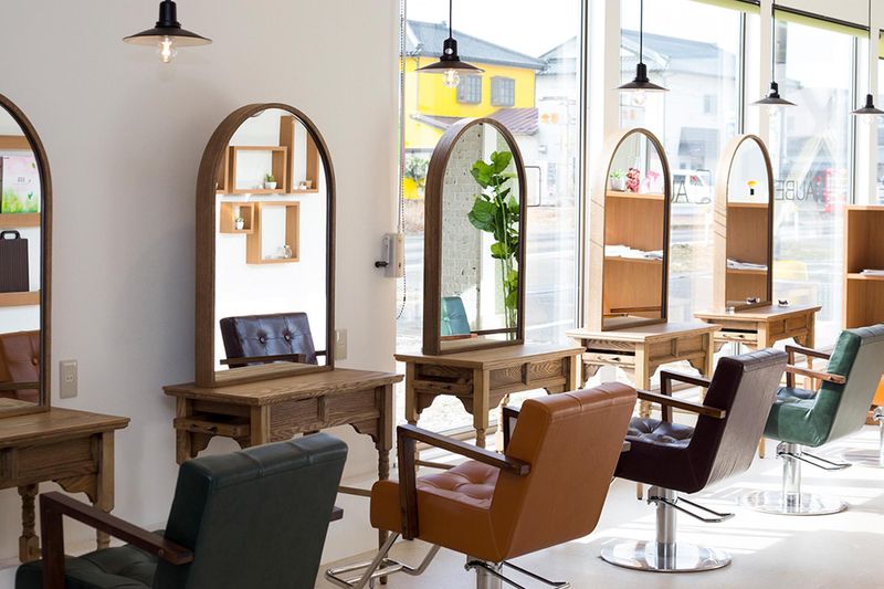 AUBE HAIR vogue(ヴォーグ)【京都3号店】　株式会社A'Groupのアルバイト・バイト求人情報-04
