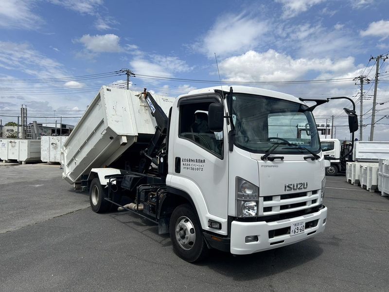 株式会社イノベーション　(車庫・集合場所)の求人情報