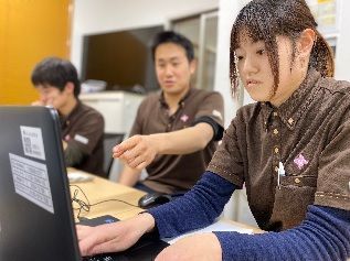 (株)やさしい手　リリィパワーズレジデンス北烏山【四季菜館】のアルバイト・バイト求人情報-06