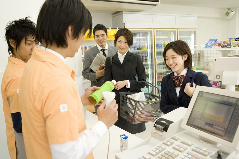 ファミリーマート　浅草雷門前店のアルバイト・バイト求人情報-01