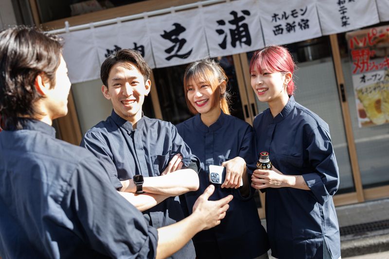 新宿焼肉芝浦ホルモンのアルバイト・バイト求人情報-02