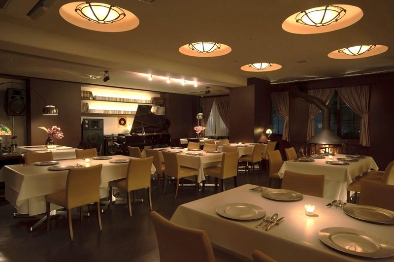 Trattoria Bourbon(トラットリア　バルボン)のアルバイト・バイト求人情報-04