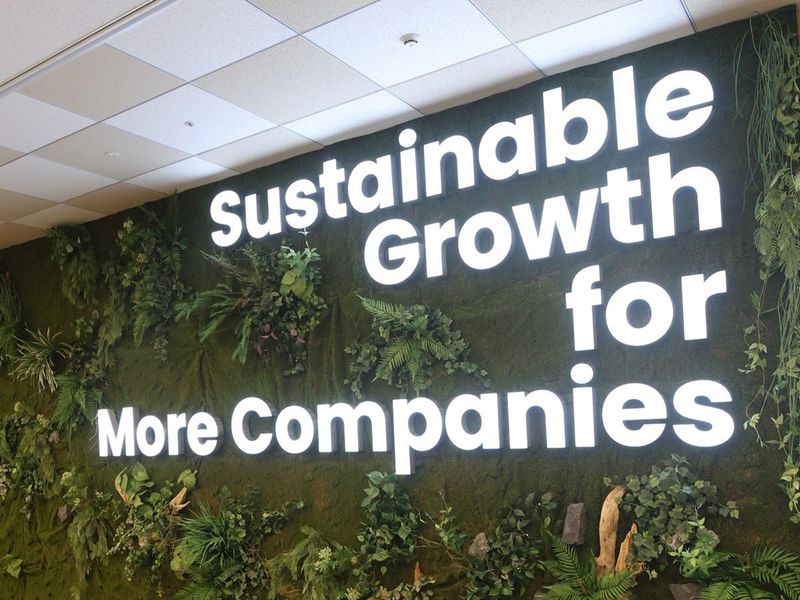 株式会社船井総合研究所