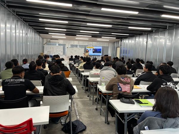 関西中部国際学院の求人・転職情報