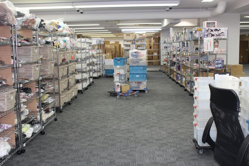 Bless International 株式会社　博多倉庫