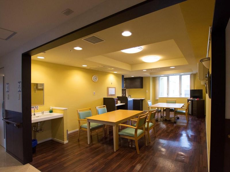 介護老人保健施設　フォーシーズン山鼻のアルバイト・バイト求人情報-03