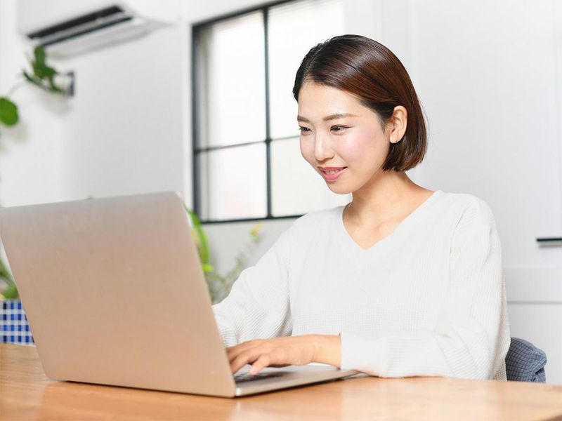 日本トラックス