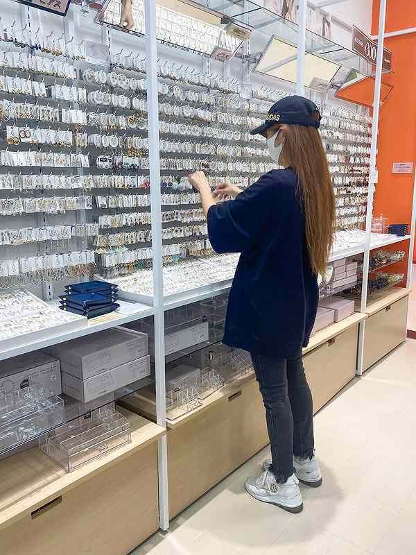 illusie300 イルーシーサンマルマル ベイドリーム 清水 店のアルバイト・バイト求人情報-02