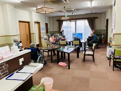 高齢者福祉施設ひまわりのアルバイト・バイト求人情報-04