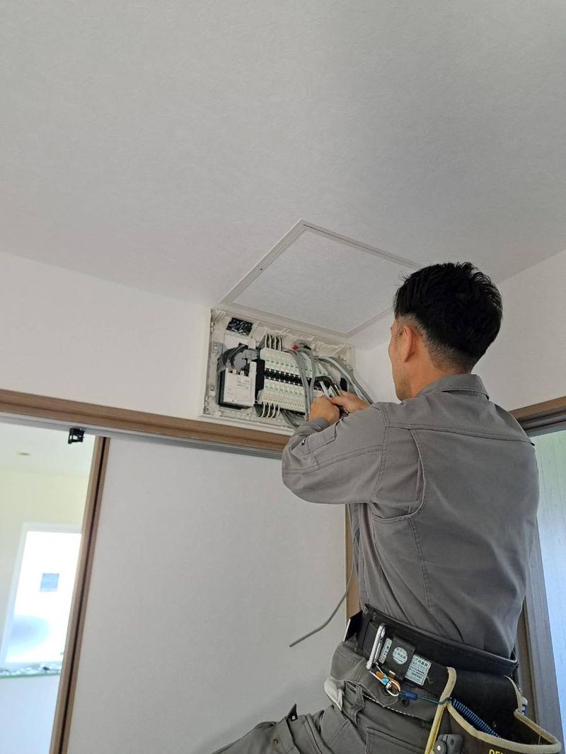 有限会社あかり電機のアルバイト・バイト求人情報-03