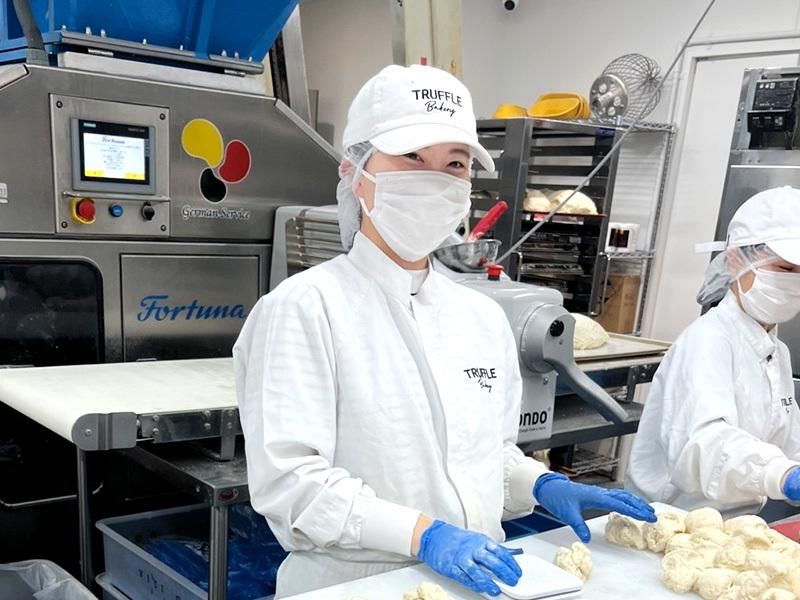株式会社ドレステーブル(Truffle BAKERY 平尾 FACTORY)のアルバイト・バイト求人情報-02