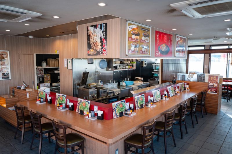 株式会社ハレ・コーポレーションの求人・転職情報-05