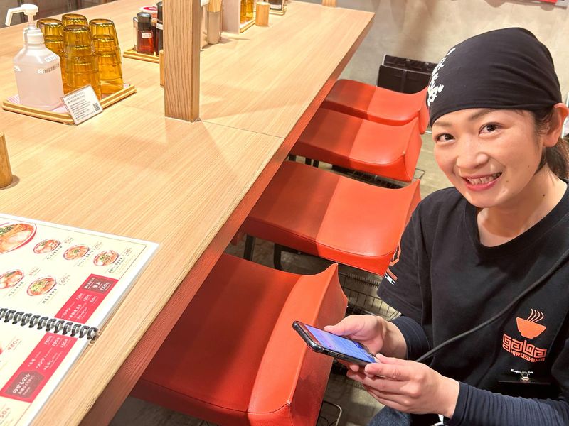 株式会社アースフード 廣島中華そば我馬 ekie店のアルバイト・バイト求人情報-02