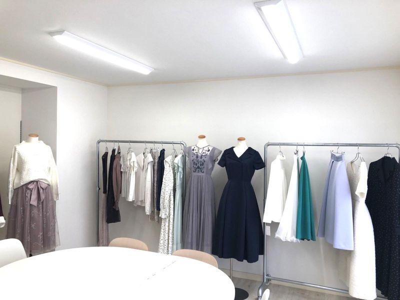 岩間商事株式会社　東京事務所の派遣求人情報