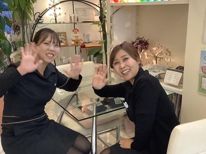 毛穴専門店キャレット Total Beauty House CARETTE(キャレット)のアルバイト・バイト求人情報-02