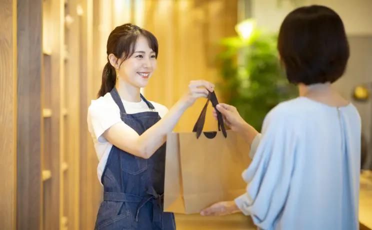 博多阪急のアルバイト・バイト求人情報-03