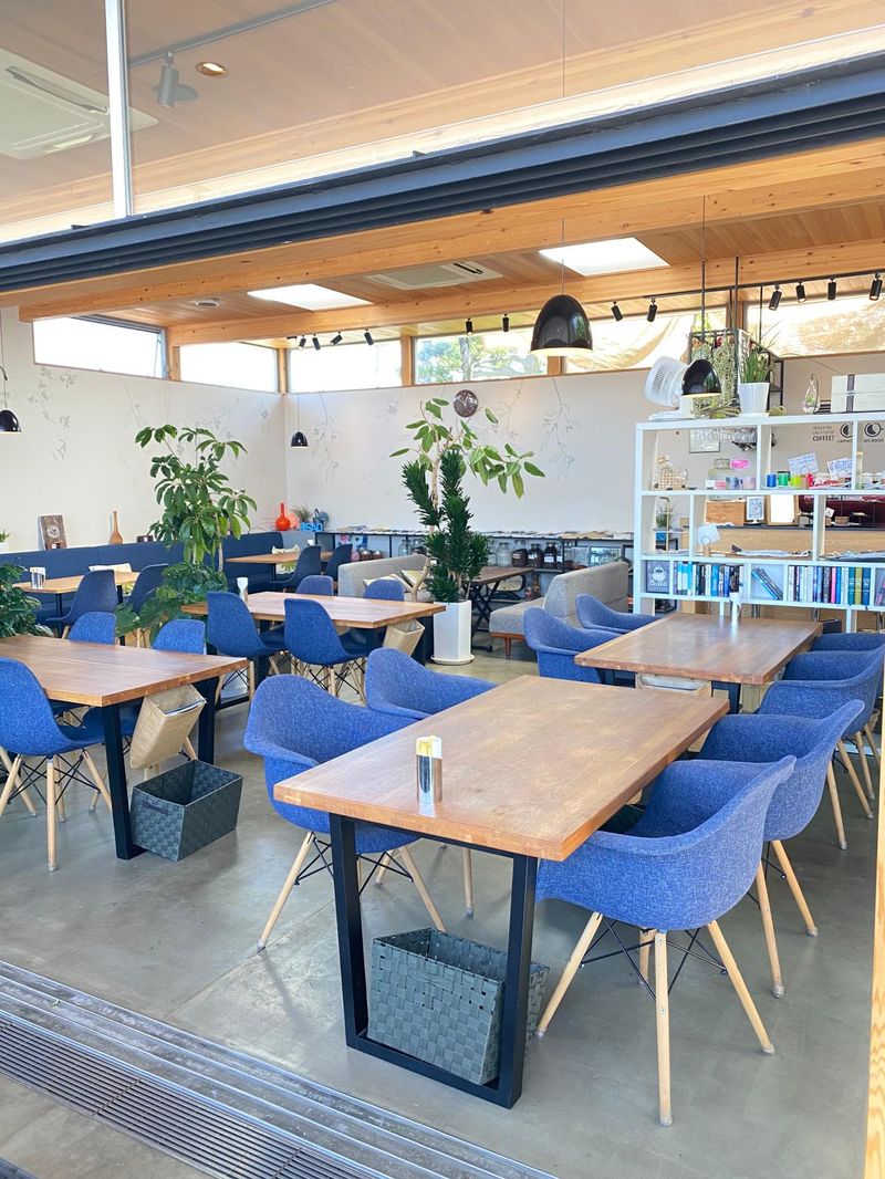 カフェリモージュ(CAFE LIMOGES)のアルバイト・バイト求人情報-02