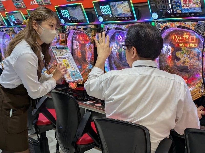 ルミエール カフェ 茨木彩都店のアルバイト・バイト求人情報-03