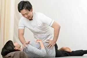 ぷらす鍼灸整骨院 ビエラJR塚口院のアルバイト・バイト求人情報-02