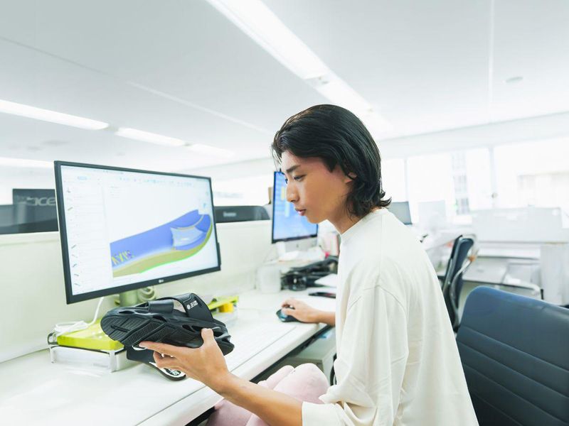 株式会社アメイズプラス