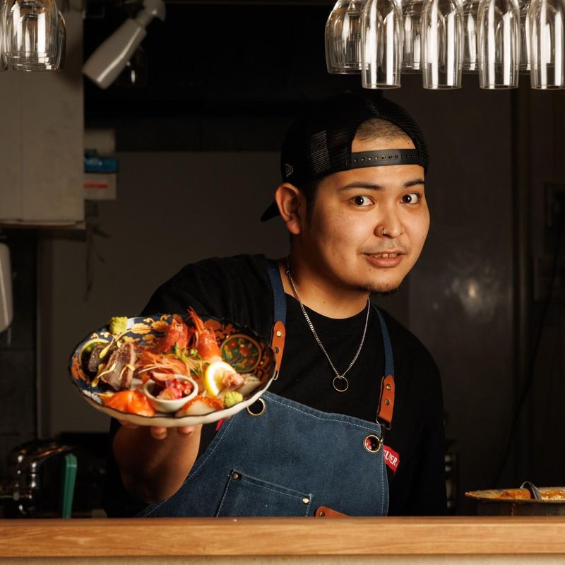 裏裏飯屋のアルバイト・バイト求人情報-02