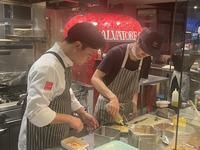 株式会社ユニコン　SALVATORE CUOMO & BAR(サルヴァトーレ クオモ & バール)　八丁堀のアルバイト・バイト求人情報-14