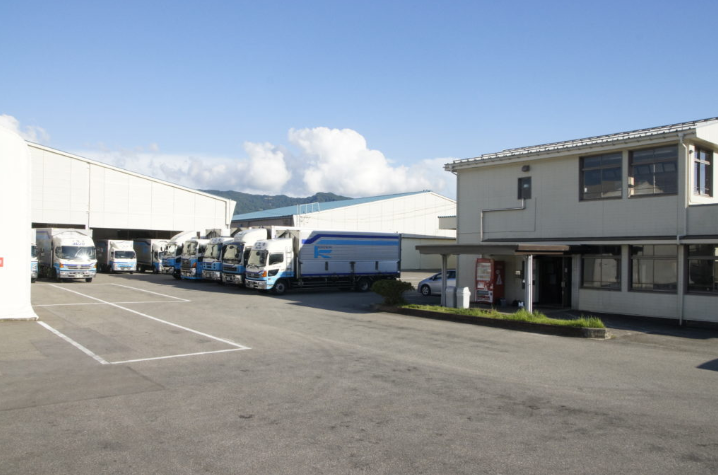 是則北陸運輸株式会社　良川営業所のアルバイト・バイト求人情報-02