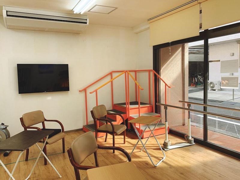 リハビリデイサービスまんぞくのアルバイト・バイト求人情報-05