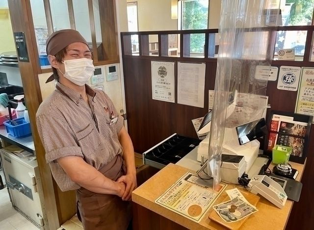 お好み焼きレストラン　どんどん亭　八幡穴生店のアルバイト・バイト求人情報-02