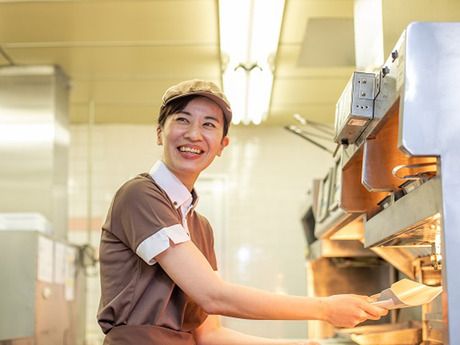 LOTTERIA(ロッテリア)　秋田ステーショントピコ店の求人情報