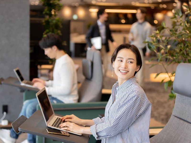株式会社ウィークス　(勤務地:業務部/本社ビル)のアルバイト・バイト求人情報-03