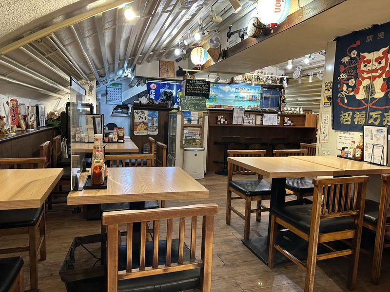 Yanbaru Diner(やんばる ダイナー)のアルバイト・バイト求人情報-03