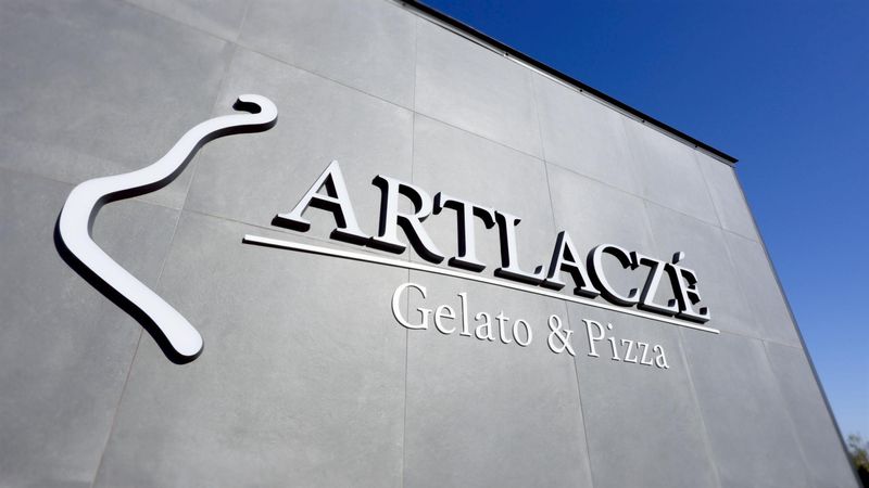ARTLACZEのアルバイト・バイト求人情報-01