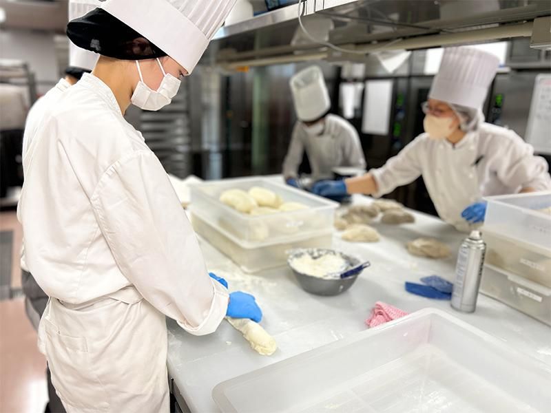 株式会社ラスイート