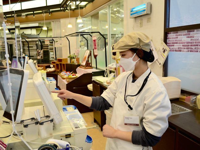 パン工場苫小牧店　株式会社ロバパン