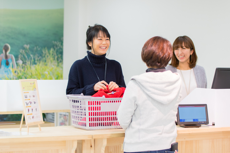 ポスポスマルシェ・アクロスモール春日店