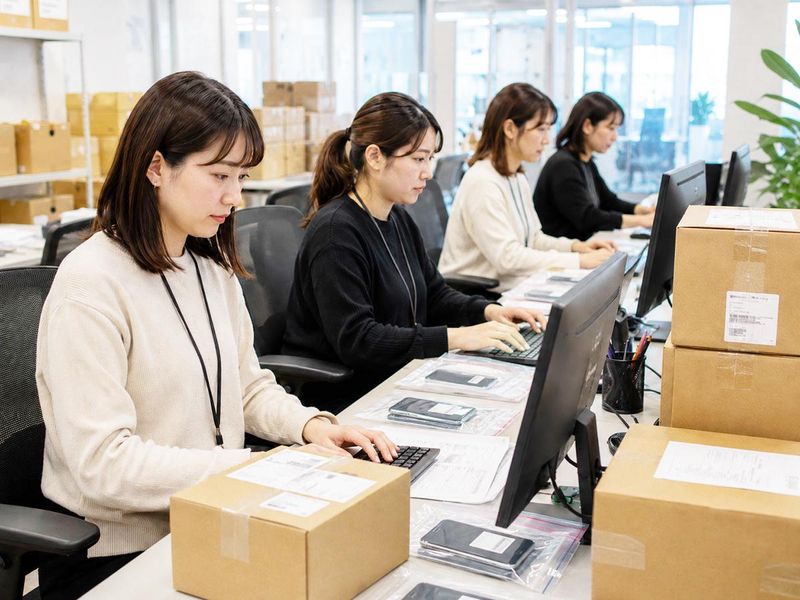 株式会社グランド(派遣先:横浜市西区みなとみらい)のアルバイト・バイト求人情報-01