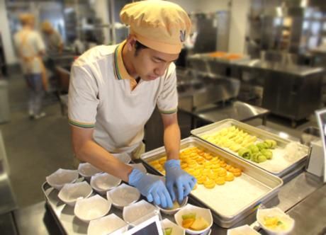 滋賀県彦根市川瀬の社員食堂　ウオクニ株式会社のアルバイト・バイト求人情報-02