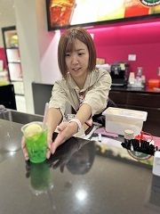 ロンハイズカフェ伊都店のアルバイト・バイト求人情報-02