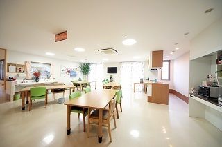 (株)やさしい手　やさしえ八幡のアルバイト・バイト求人情報-04