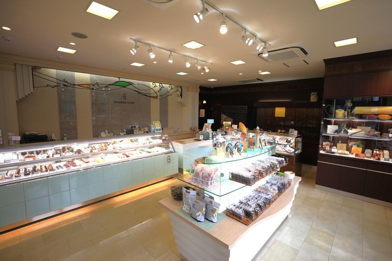 パティスリーショコラティエシュウェットカカオのアルバイト・バイト求人情報-04