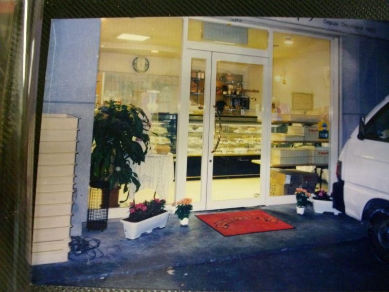 クイーンアントワネットのアルバイト・バイト求人情報-02