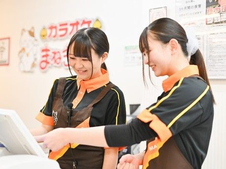 カラオケまねきねこ　新橋レンガ通り店