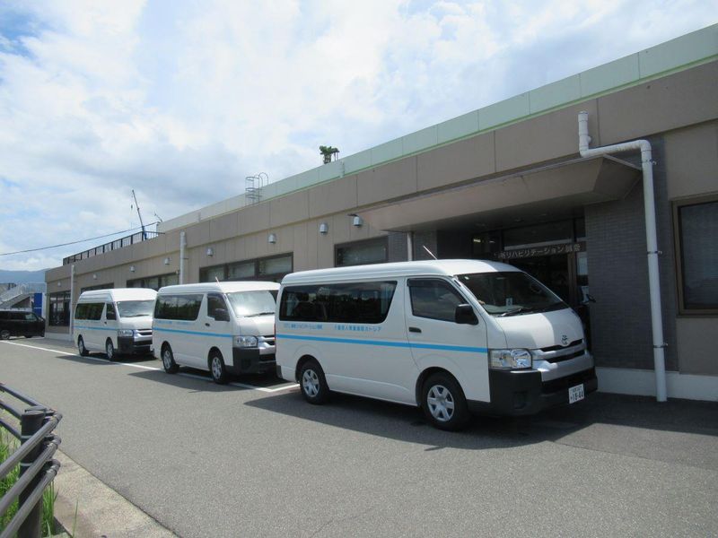 誠愛リハビリテーション病院のアルバイト・バイト求人情報-03