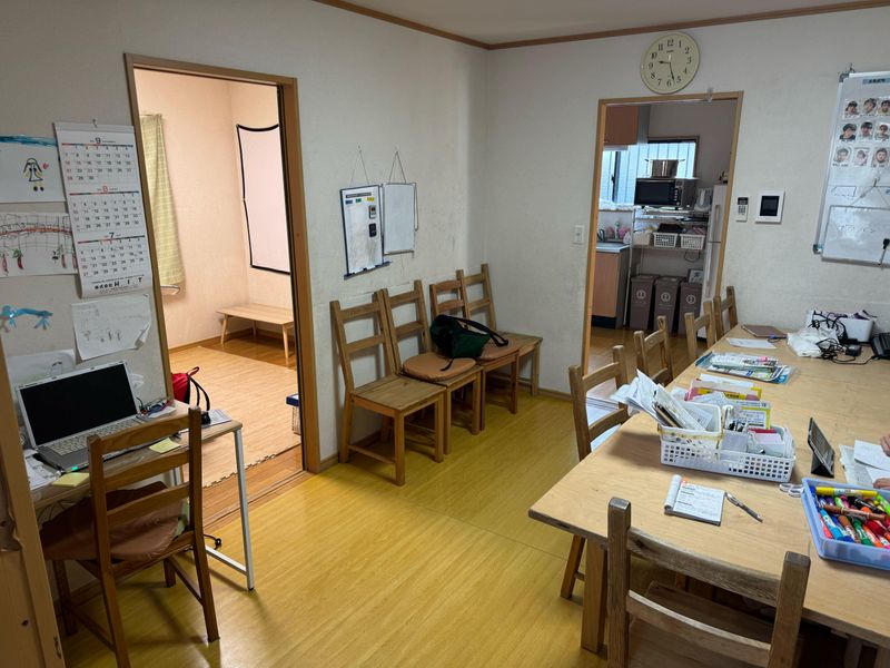 こども発達支援 あさひ学苑 IT校のアルバイト・バイト求人情報-05