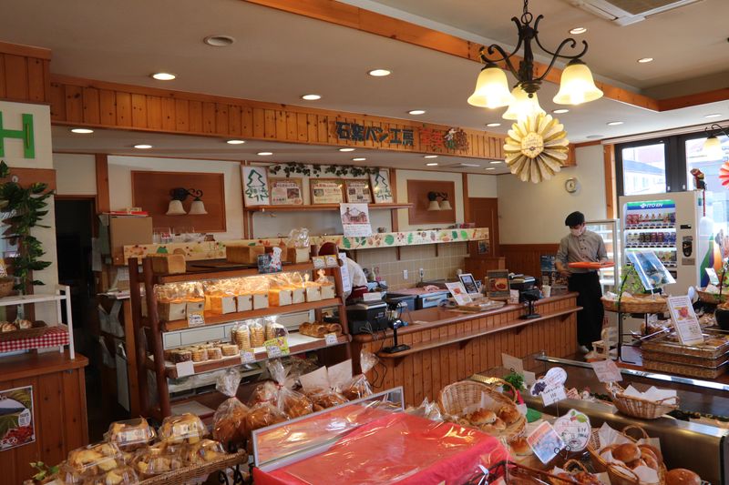 石窯パン工房 童夢の森　本店のアルバイト・バイト求人情報-02